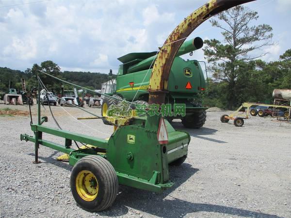 John Deere 3800